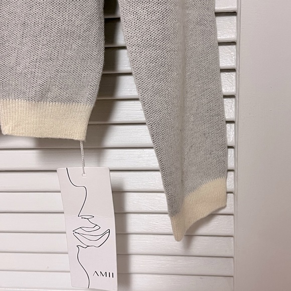 AMll Button Front Cardigan V-neck Sweater, Size Small NWT - Picture 6 of 12